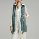 Ветровки женские Lululemon, цвет Atomic Purple - фото 6