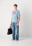 Футболка Calvin Klein Jeans BOX GRAPHIC TEE, Smoke Blue/Blue-Grey - фото 5