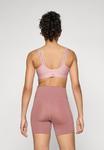 Бюстгальтер Under Armour HIGH ZIP BRA, Tourmaline Pink/Maroon Mist/Light Pink - фото 3