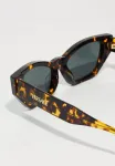 Солнцезащитные очки Versace, Havana Tortoise - фото 3