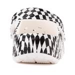 Сабо Crocs Classic Warped Checker Clog, цвет White/Warped Checkerboard - фото 4