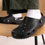 Классические сабо Crocs, черный - фото 3
