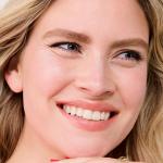 Жидкий хайлайтер High Beam Satin Pink Benefit Cosmetics - фото 4