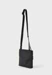 Сумка кросс-боди Calvin Klein SLEEK SLIM FLATPACK, Black - фото 2