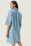Платье Soaked in Luxury ANNABETH CASUAL, Light Blue Denim/Light-Blue Denim - фото 3