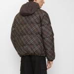 Клетчатая пуховая куртка Burberry, коричневый - фото 3