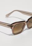 Солнцезащитные очки Ray-Ban STATE STREET, Transparent Light Brown / Gradient Brown/Light Brown - фото 4
