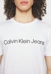 Футболка Calvin Klein Jeans белая с принтом - фото 5