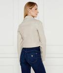 Куртка женская Guess Jeans короткая из искусственной кожи, бежевый - фото 3