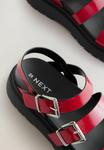 Босоножки на платформе CHUNKY BUCKLED Next, красный - фото 4