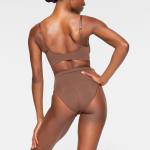 Бралетт SKIMS, цвет jasper - фото 3