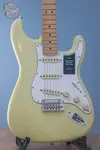 Fender Player II Stratocaster в цвете Hialeah Yellow с чехлом Fender - фото 4