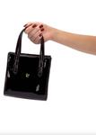 Женская мини-сумка Phoebe Tote черного цвета Larroude - фото 5