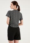 Блузка V-NECK CROP LELA, цвет black - фото 3