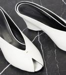 Плащ 75 кожаные мюли на платформе с открытым носком Khaite, Optic White - фото 5