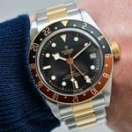 Блэк Бэй ГМТ S&G M79833MN 001 TUDOR - фото 3