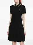 Мини-платье-поло с плиссировкой Fred Perry, черный - фото 3