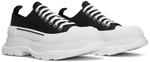 Кроссовки Alexander McQueen Tread Slick Lace Up 'Black White', черный - фото 8