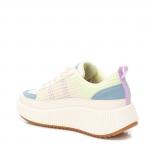 Женские кроссовки на платформе от XTI, цвет ice - фото 3