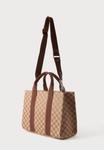 Сумка KARL LAGERFELD SQUARE MONO TOTE, Nougat Brown/Beige - фото 2