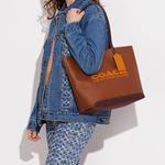 COACH Сумка тоут Kia из коровьей кожи - фото 6