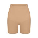 Шорты до средины бедра SKIMS Seamless Sculpt, цвет Clay - фото