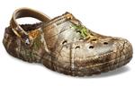 Сандалии Crocs Classic Lined Realtree Edge Clog 'Brown', коричневый - фото 3