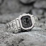 Часы Casio G-Shock Full Metal GMW-B5000 Series, арт. GMW-B5000-1A, серебристый/винтаж/гравировка - фото 3