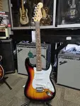 Fender Standard Stratocaster - 3 - Цвет Sunburst - фото