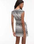 Мини-платье Topshop с драпировкой и абстрактным рисунком в горошек - фото 3
