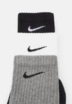 Спортивные носки Nike Everyday Cush Crew 3 Pack, белый/бежевый/черный - фото 2