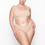 Стринги SKIMS Fits Everybody, цвет Mica - фото 2