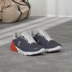 Беговые кроссовки ON Women's Cloudflyer, Midnight Rust - фото 2