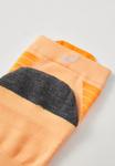 Носки ASICS ELITE FUJITRAIL QUARTER SOCK UNISEX, Orange Glow/Orange - фото 3