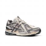1906A "Технологический взрыв" New Balance, серый серебристый - фото 3