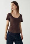 Футболка Noella Basic T-shirt, Chocolate/Brown - фото