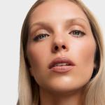 Кремовый хайлайтер-стик Natural Glow and Easy Application - фото 3