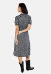 Платье Apricot FLORAL DITSY WRAP MIDI, Navy/Dark Blue - фото 2