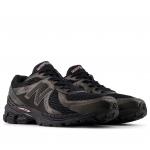 Кроссовки New Balance 860v2 'Black Metallic Pink Taffy' - фото 4