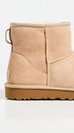 Женские ботильоны UGG Classic Mini II, Sand - фото 4