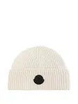 Шапка бини в рубчик с нашивкой-логотипом MONCLER, белый - фото 2