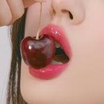 Блеск для губ Glasting Color Gloss rom&nd, 08 Cherry Up (deep hot red) - фото 8