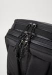 Рюкзак Patagonia BLACK HOLE PACK 32L UNISEX, Black /Black - фото 6