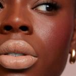 PATRICK TA Шелковистый крем для губ, цвет Flushed - фото 4