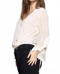 Блузка Belgin Ruffled Wrap в кремовом цвете Strut & Bolt - фото