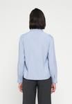 Блуза Vero Moda VMIDA SHIRT, Brunnera Blue/Blue-Grey - фото 3