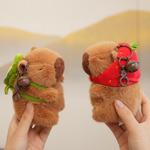 Плюшевый кулон капибара 12 см высота WOWOCHENG - фото 7