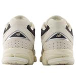 Кроссовки New Balance 2002R 'Off-White' - фото 5