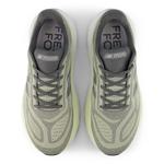 Беговые кроссовки new balance More, Light green - фото 3