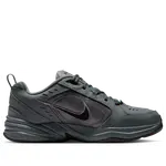 Кроссовки Nike Air Monarch IV 'Dark Grey' - фото 2